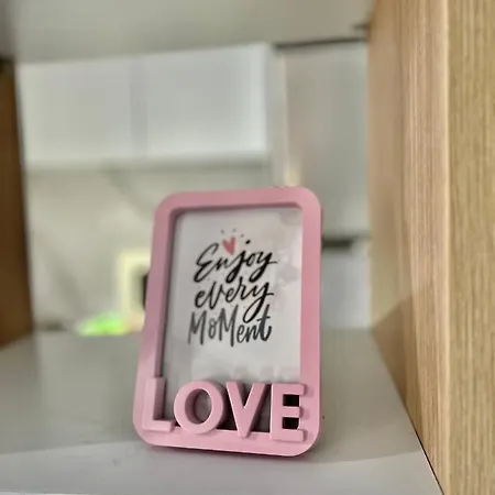 Apartment Experience New Bazaar 01 Tirana